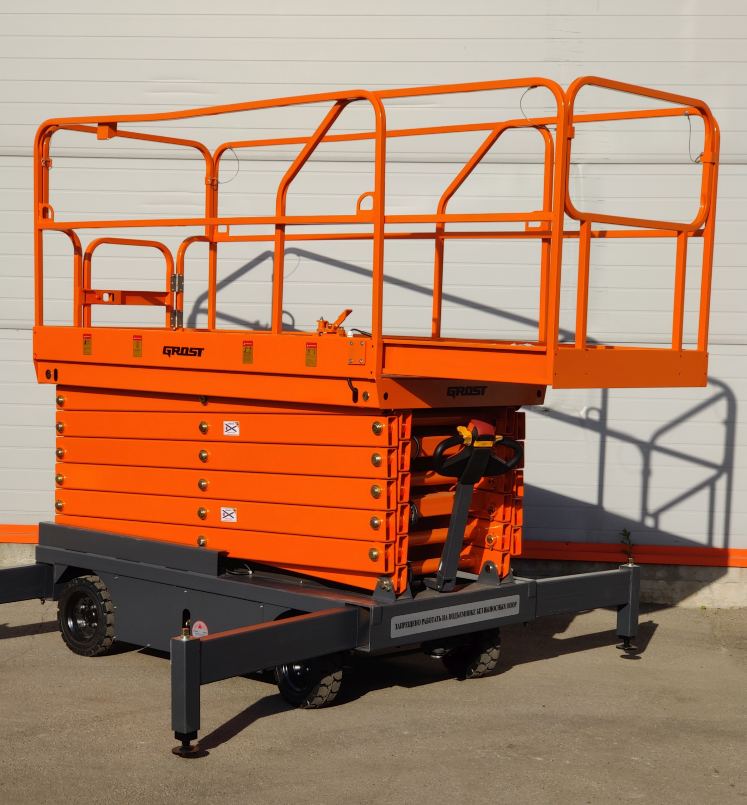Ножничный подъёмник GROST Tower Drive 500-11 (13м)
